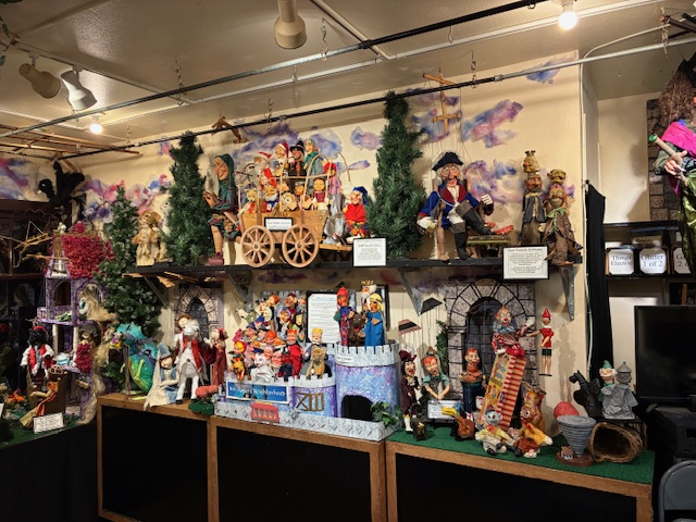 Puppet Museum exhibit